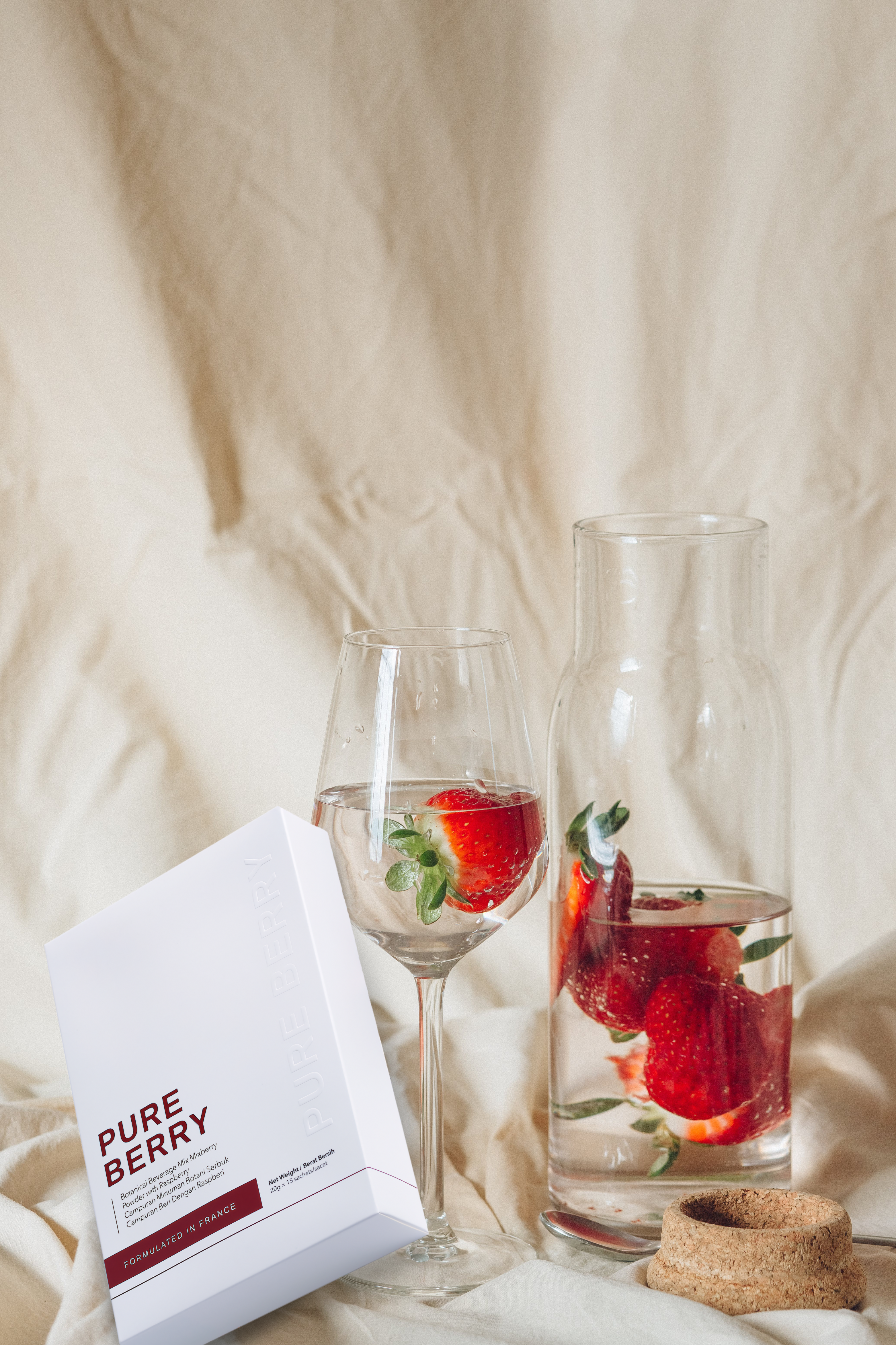 <h3><strong>PURE BERRY<br></strong >Awaken Your Body’s Natural Detox Rhythm </h3>